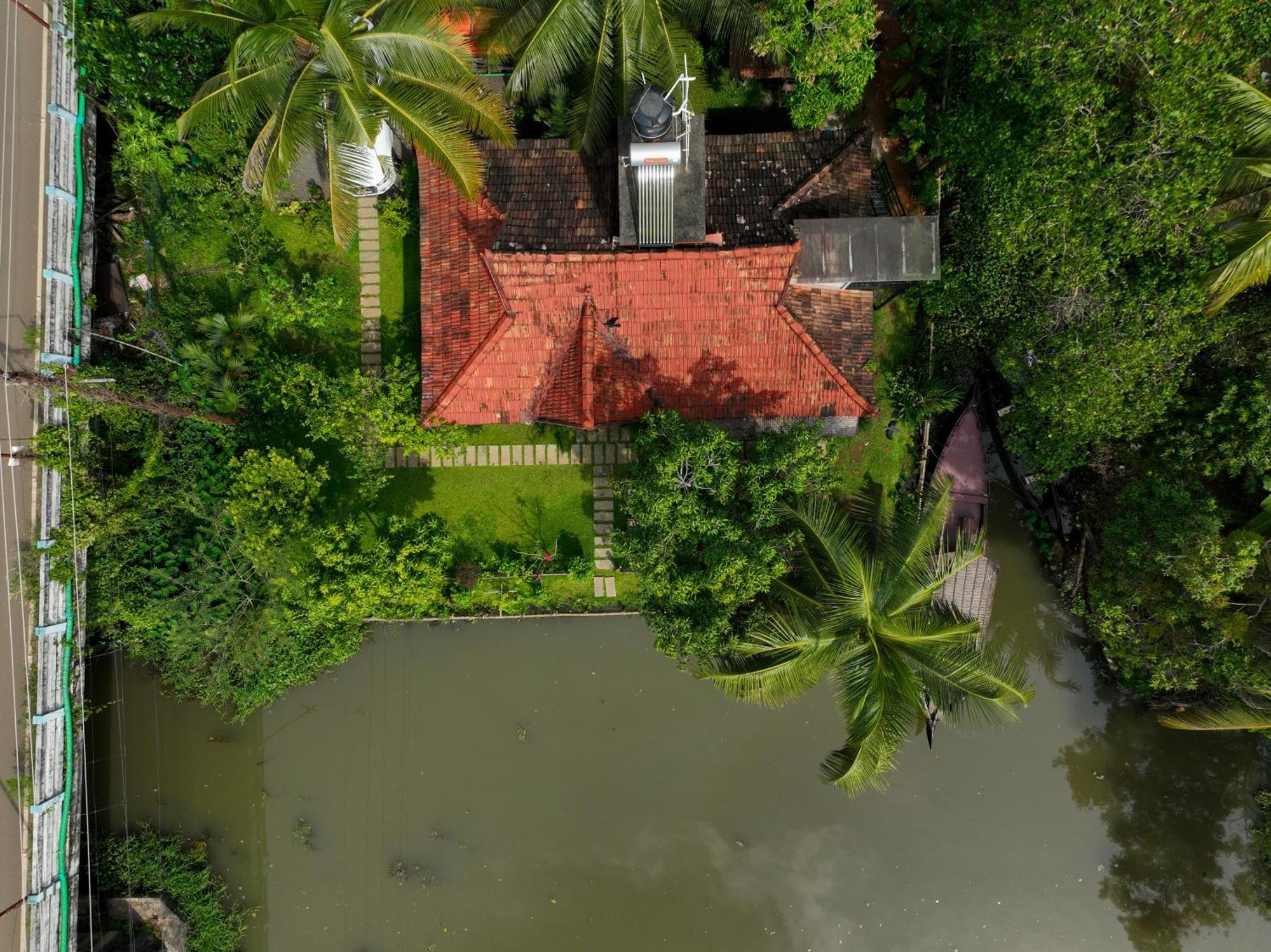 बहुत बड़ा घर Little Chembaka Kumarakom